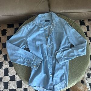 GAP Men's Casual Light Blue Button Down Shirt